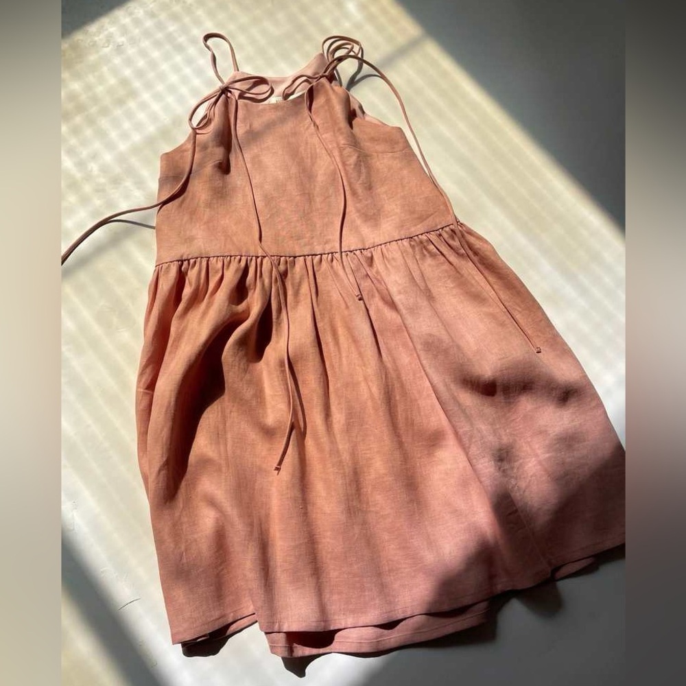 Pink Linen Tig Dress - Picture 2 of 5